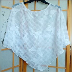 Zenobia 90's vintage white Lace butterfly poncho size 1XL (NWOTS)